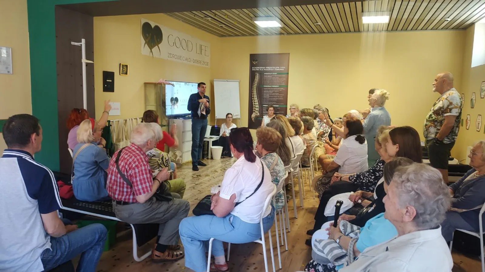 Демонстрационная сессия GL-NAMU для аудитории 50+